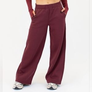 FLEO Recharge Wide Leg Sweatpant
